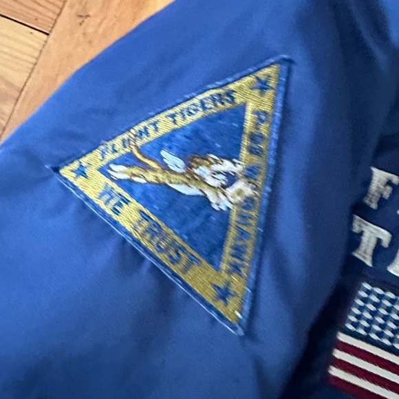 Flight Tigers Bomber Jacket - Picture 4 of 10